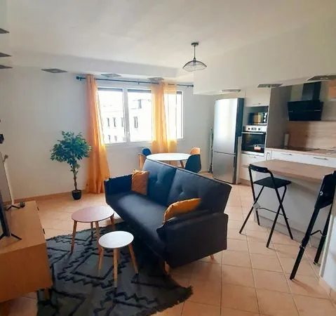Belle colocation tout compris à Sens - Appartement rénové, lumineux et équipé