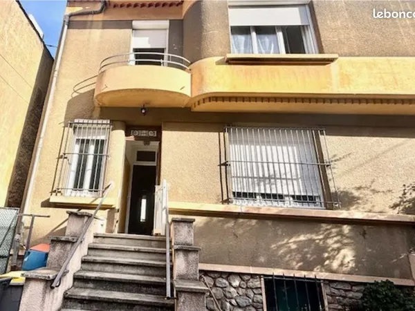 Maison de ville 122m2 avec garage et jardinet