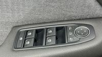 Renault Clio 1.0 TCe 90ch Techno - 25 — photo 19