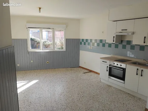 Appartement Location Labastide-d'Anjou 1p 30m² 430€