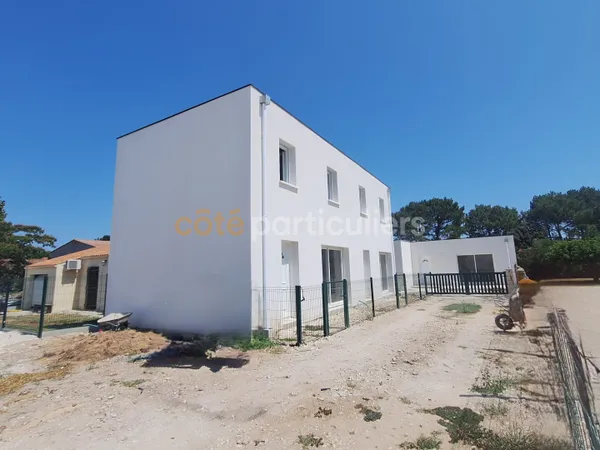 Etaules Immeuble 2 appartements