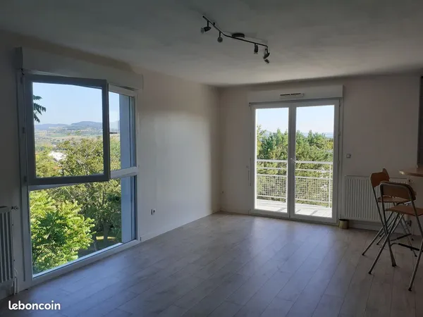 F3, Cournon quartier Lycee Descartes