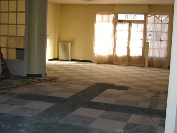 Local commercial centre ville 90m2