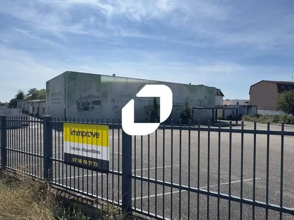 Local d'activité 3140 m²