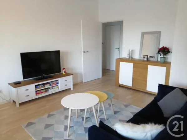 Appartement 4 pièces 77 m²