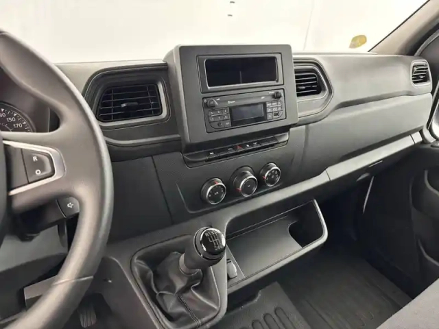 Renault Master fgn trac f3500 l2h2 blue dci 135 — photo 12
