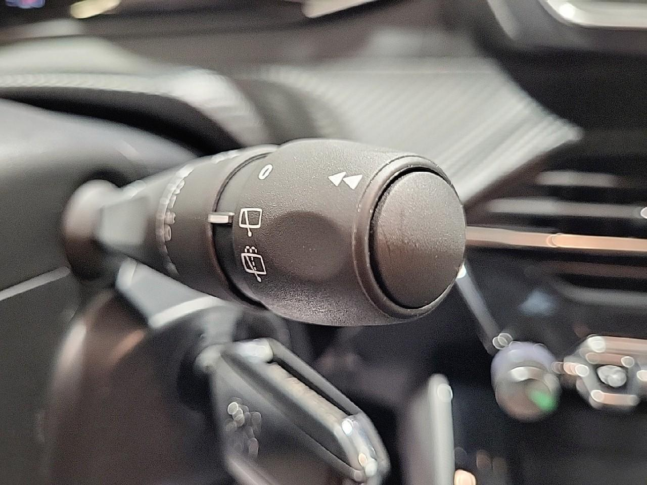 Peugeot 208 puretech 75 s&s bvm5 style — photo 21