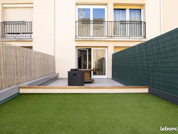 Studio 1 pièce 21 m²