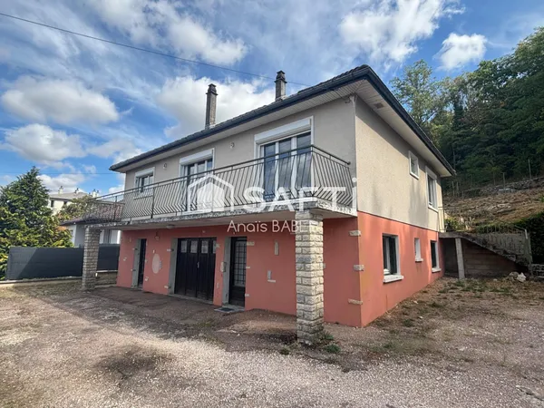 Calme, vue et potentiel au coeur de Montbard