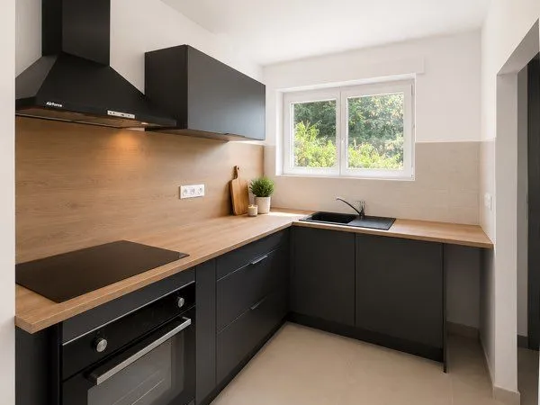 Appartement T3/4 rénové - 90 m² - 2 balcons - Lingolsheim