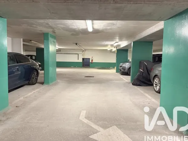 Stationnement Vente Le Chesnay-Rocquencourt   69000€