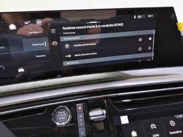 Peugeot 3008 hybrid 145 e-dcs6 — photo 53