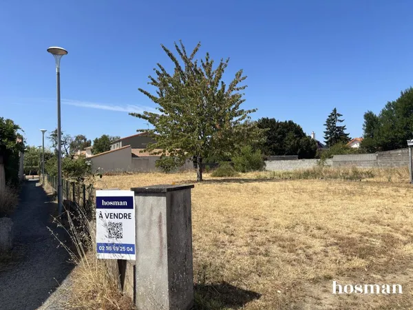 Vends maison - 859 m² - Saint-Sébastien-sur-Loire 44230