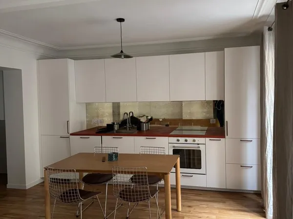 Location appartement parisien octobre
