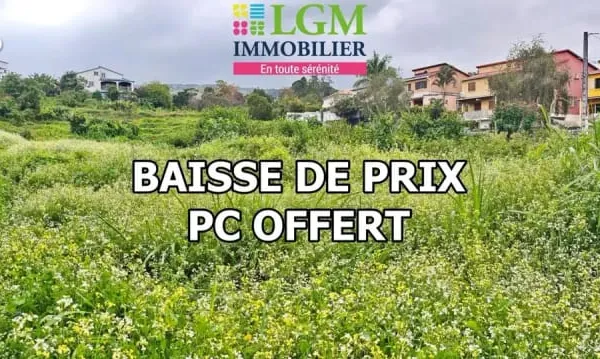 BAISSE DE PRIX + PC OFFERT / lot 1 de 552m2 utile et plat en secteur calme sur Bras Creux, Le TAMPON
