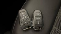 Peugeot 3008 1.2 Hybrid 136ch GT e-DCS6 — photo 16