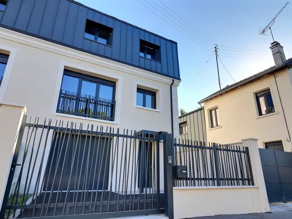 Maison Neuilly Plaisance 4 pièce(s) 100 m2