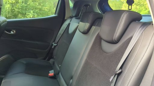 Renault Clio 1.5 dCi 90 EDC6 - Intens – 2017 – 70277 km – Diesel – Boîte Automatique — photo 3