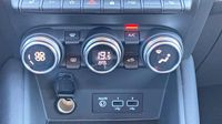 Renault Captur 1.6 E-Tech hybride rechargeable 160ch Initiale Paris -21 — photo 16