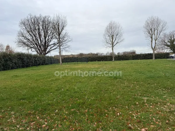 Terrain 1631 m²