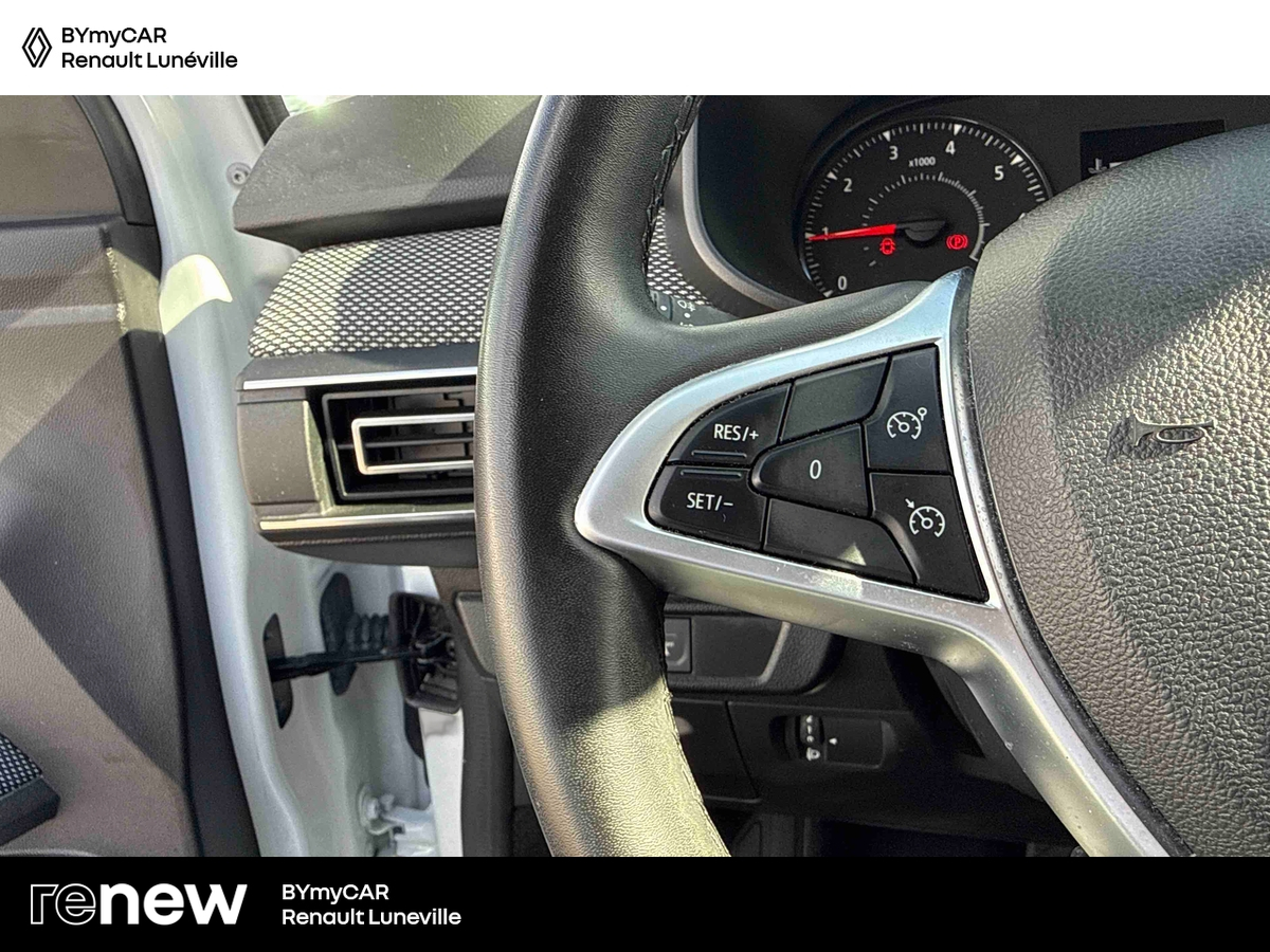 Dacia Sandero TCe 90 CVT - 22 — photo 18