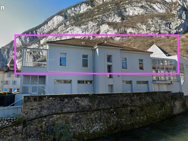 Sassenage: A louer bureaux 200m2 - 1416/mois HC