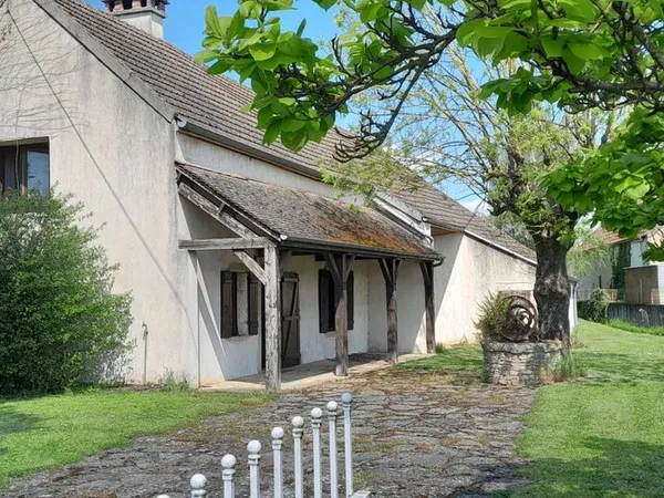 Propriété 5 pièces 137 m²