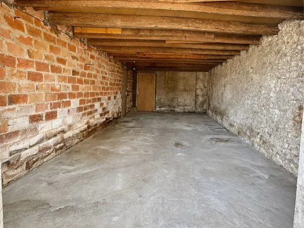 Garage pour stockage
