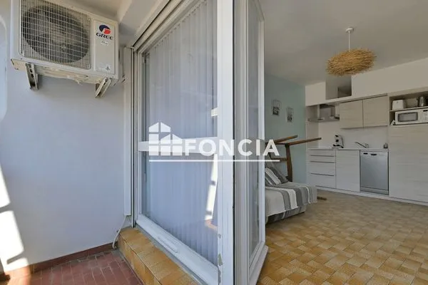 Studio 1 pièce 25 m²