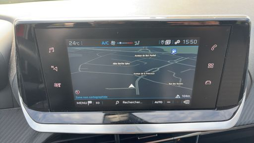 Peugeot 208 1.2 Puretech 100 - Allure – 2022 – 26185 km – Essence – Boîte Manuelle — photo 22