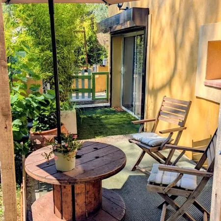 T2 meublé indépendant dans maison - Bouc-Bel-Air - terrasse privative