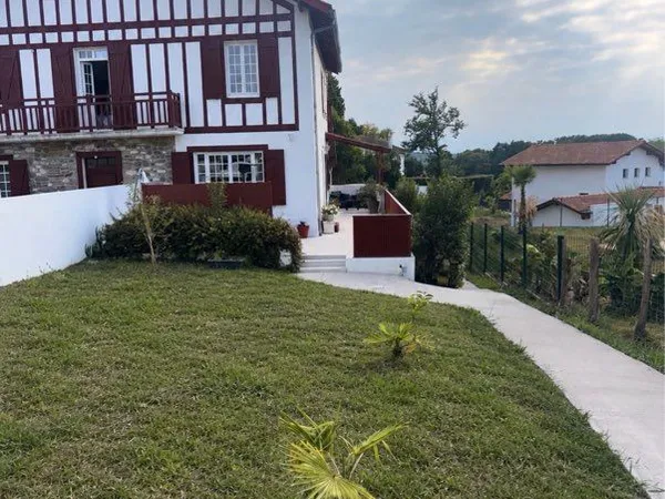 Maison mitoyenne T3/T4