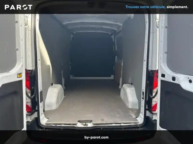 Ford Transit fourgon fg t310 l3h2 2.0 ecoblue 130ch s&amp;s trend business — photo 11