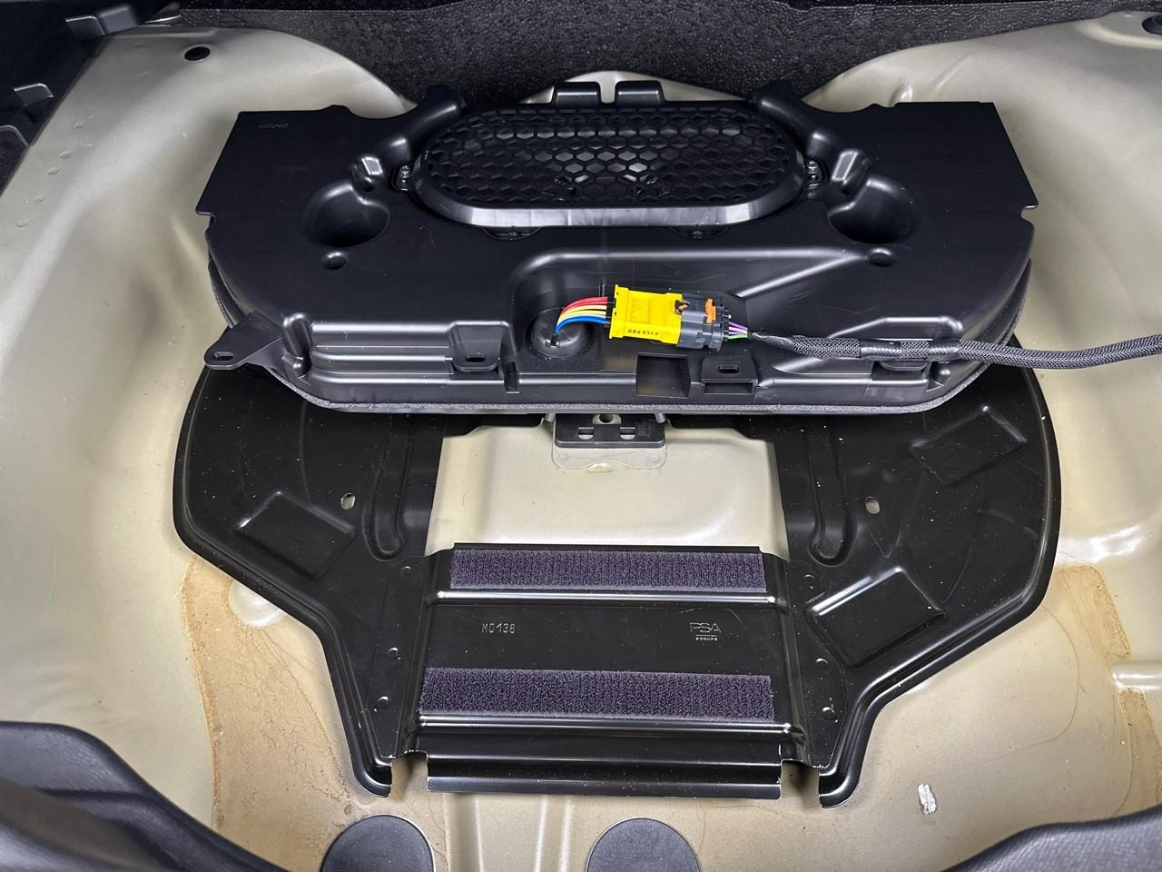 Citroën C4 puretech 130 s&s eat8 shine — photo 37