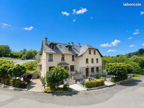 Maison 21 pièces 650 m²