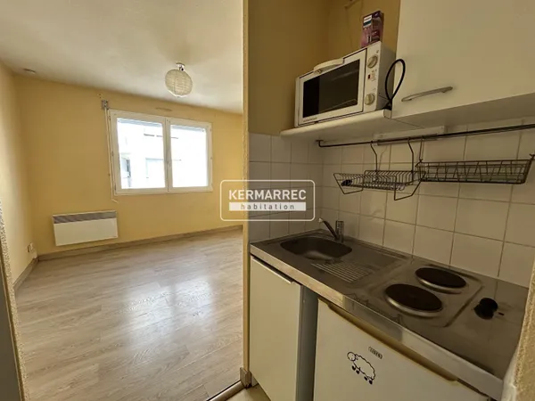 NANTES - T1 - dernier étage - 16.53m²