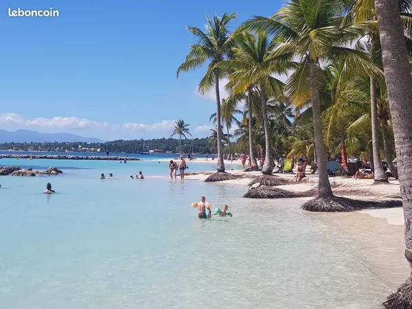 F2 Meublé Plage de Sainte-Anne