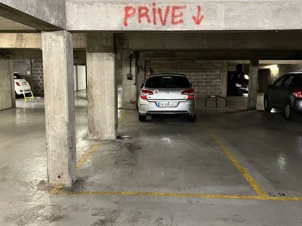 Parking à louer