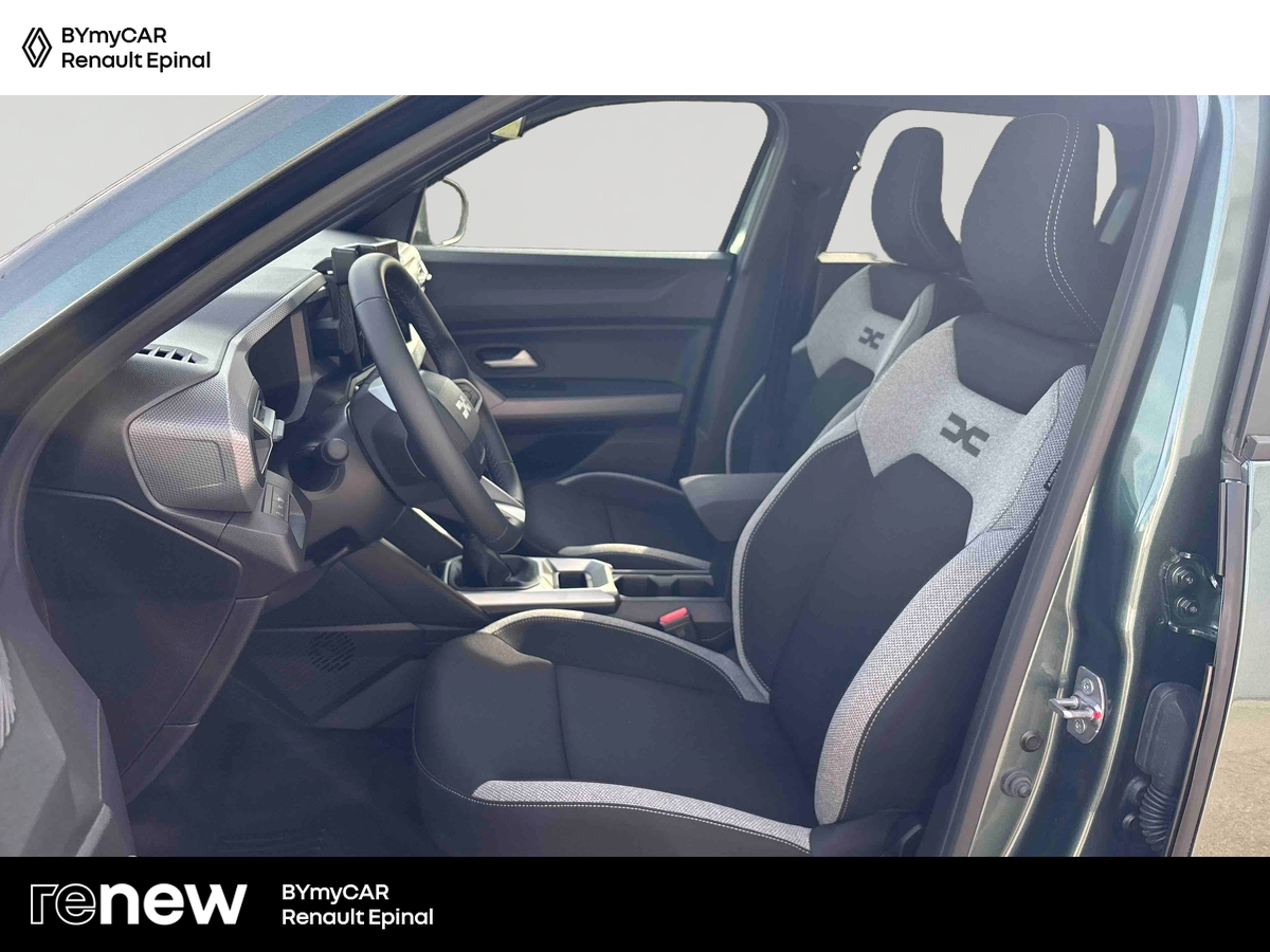 Dacia Duster Mild Hybrid 140 — photo 11