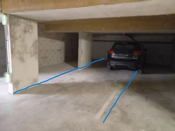 Parking sous-sol_Place double en enfilade