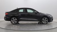 Audi A3 Berline 35 TFSI 150ch Mild Hybrid S line S tronic 7 — photo 4