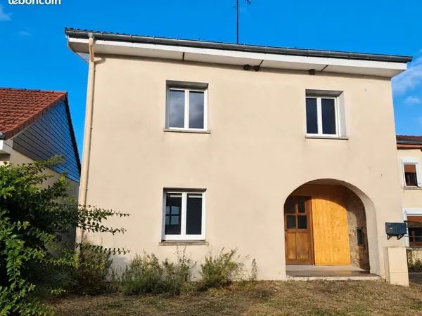 Maison 90m2 avec jardin clos, terrasse et chauffage au sol Socourt