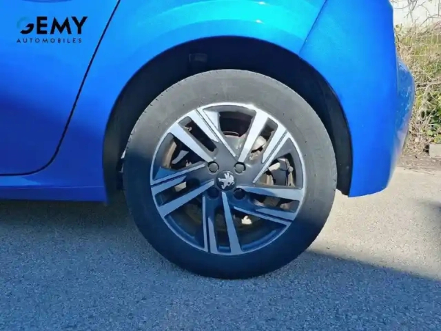 Peugeot 208 puretech 100 s&amp;s eat8 — photo 11