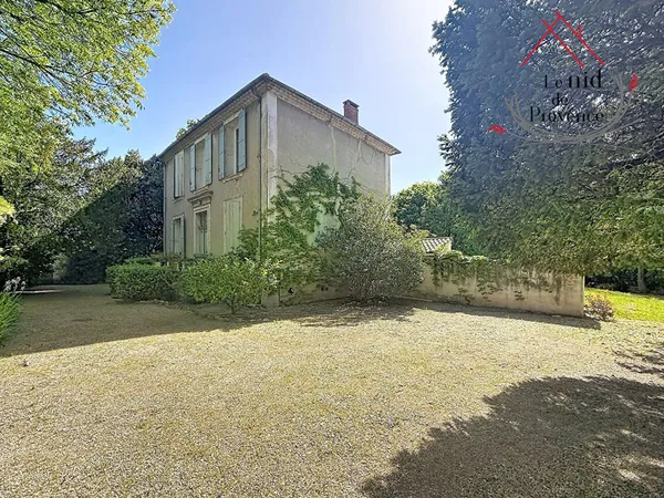 RARE Maison de Maître Pernes Les Fontaines 5 pièce(s) 127 m2