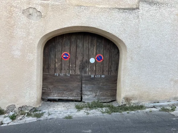 Location d'un garage de 100 m2