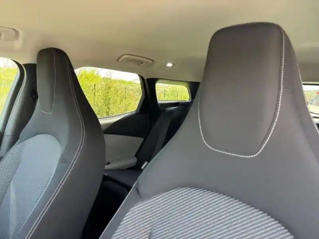 Ford Explorer 170ch standard range 52kwh style rwd — photo 9