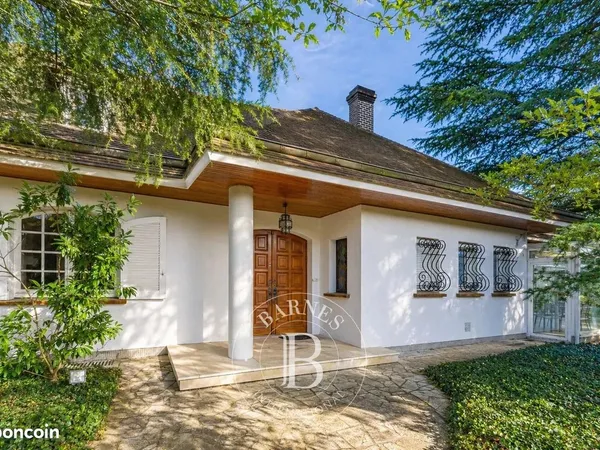Propriété 10 pièces 456 m²