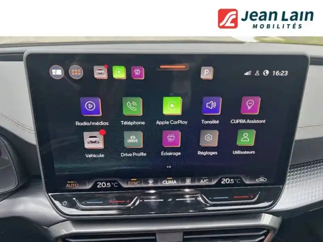 Cupra Leon 1.5 etsi hybrid 150 ch dsg7 — photo 35