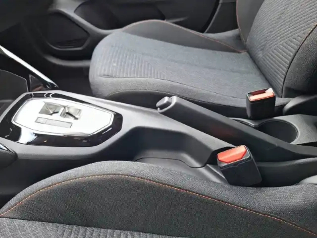 Peugeot 208 hybrid 110 ch e-dcs6 — photo 20