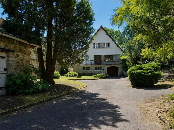 Maison 6 pièces 100 m²